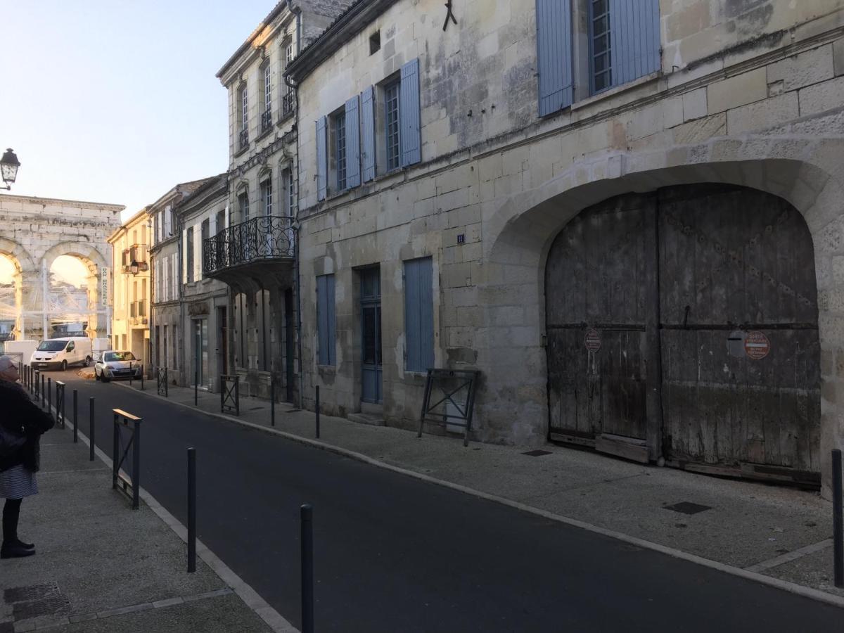 Apart D'Arc Saintes Buitenkant foto